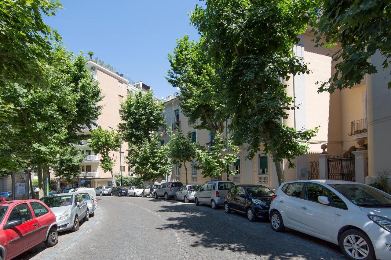Cocomorghen Apartment Наполи Екстериор снимка