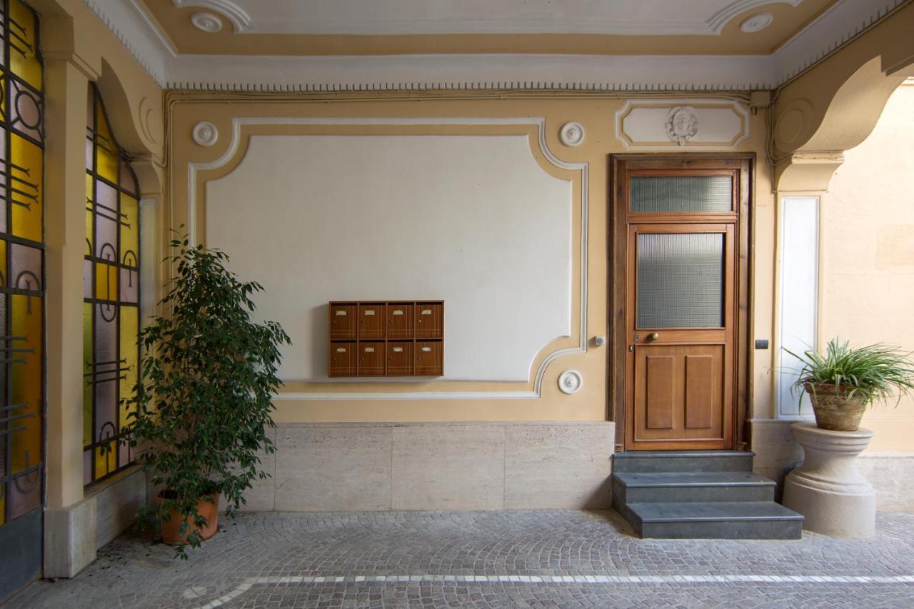 Cocomorghen Apartment Наполи Екстериор снимка